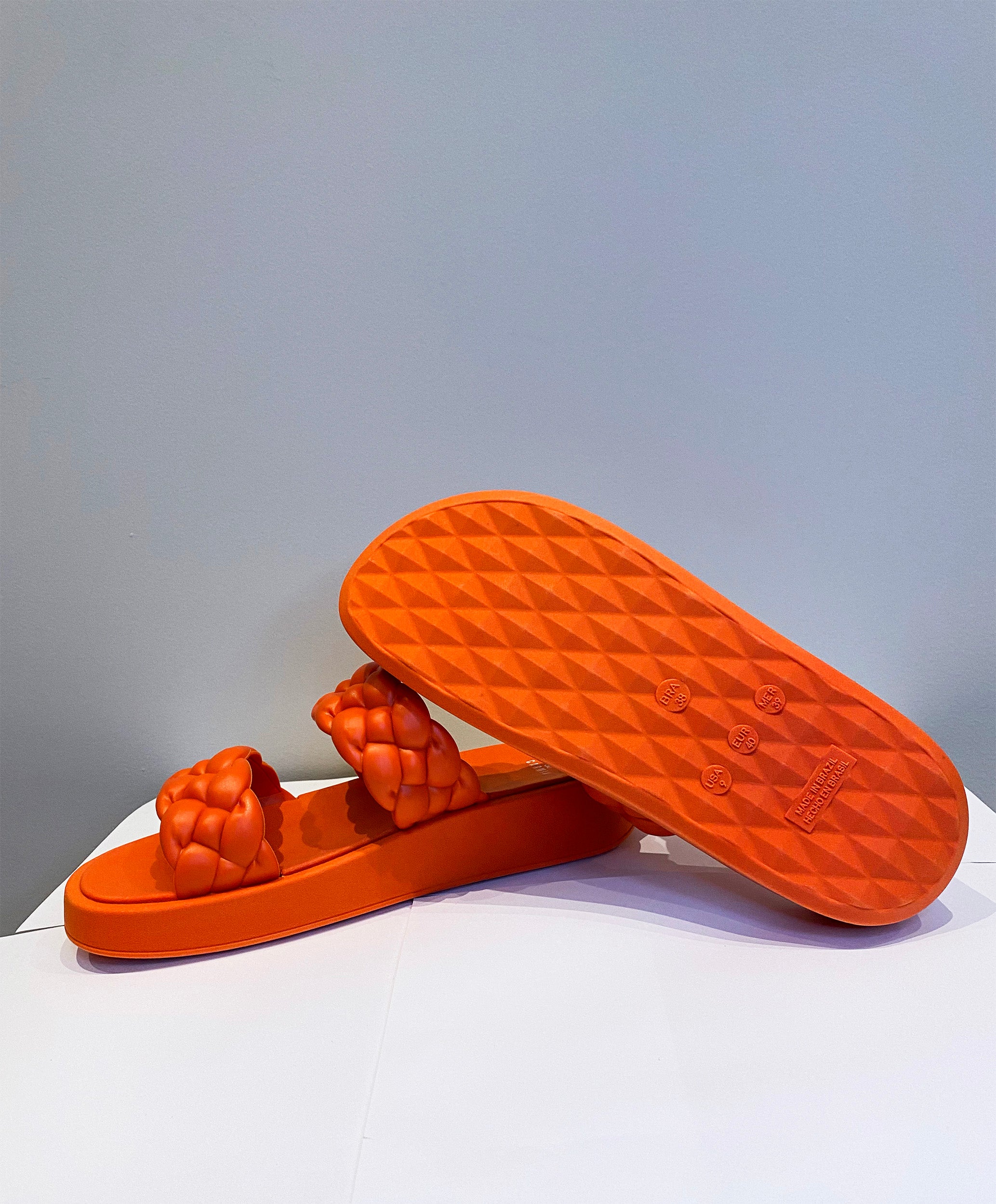 Flat Footbed Sandals